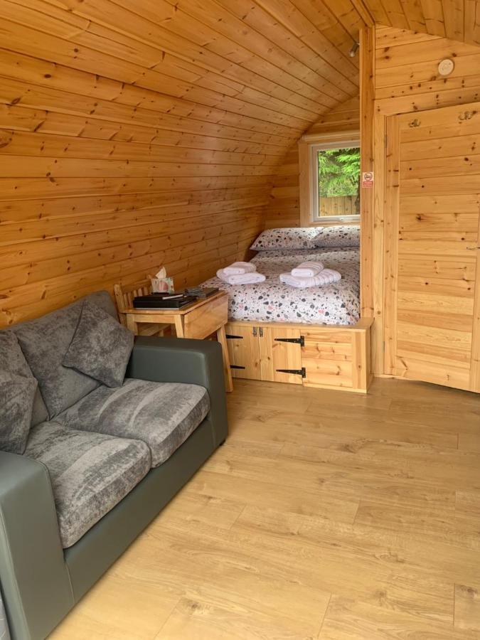 Conifer Cabins Форт Уилям Екстериор снимка