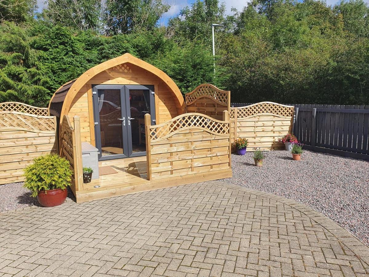 Conifer Cabins Форт Уилям Екстериор снимка