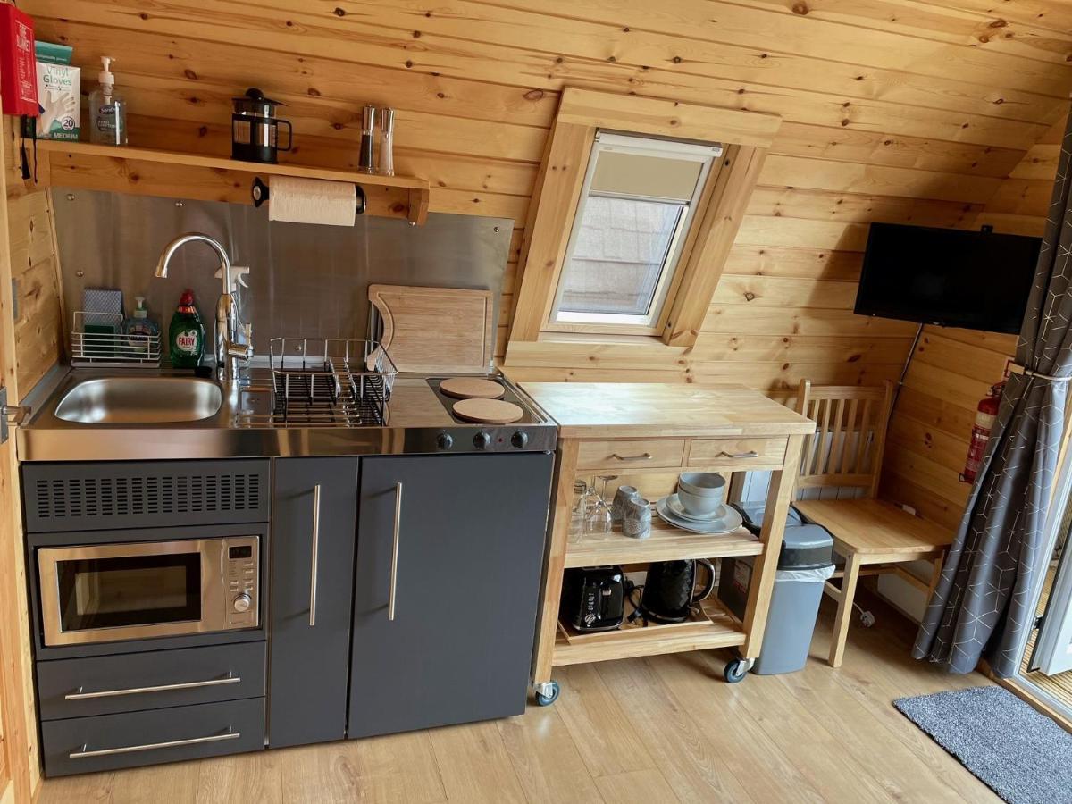 Conifer Cabins Форт Уилям Екстериор снимка