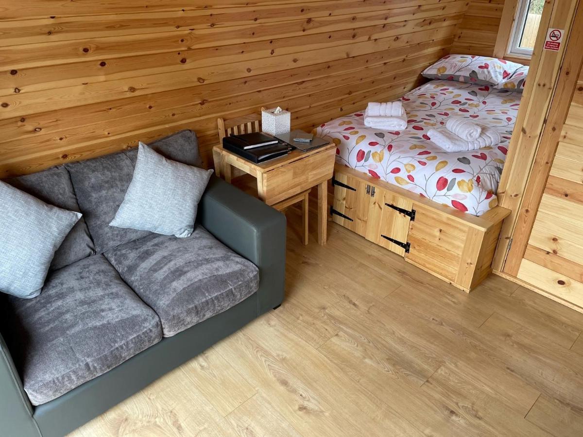 Conifer Cabins Форт Уилям Екстериор снимка