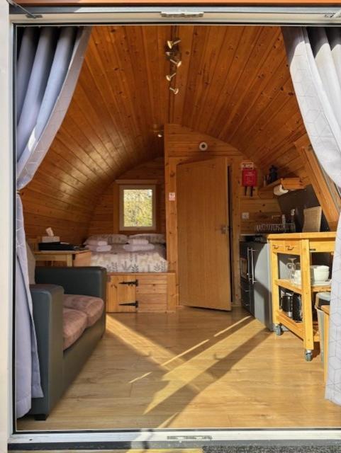 Conifer Cabins Форт Уилям Екстериор снимка